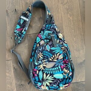 G4Free Women's Sling Backpack Reversible Crossbody Daypack Bag Floral